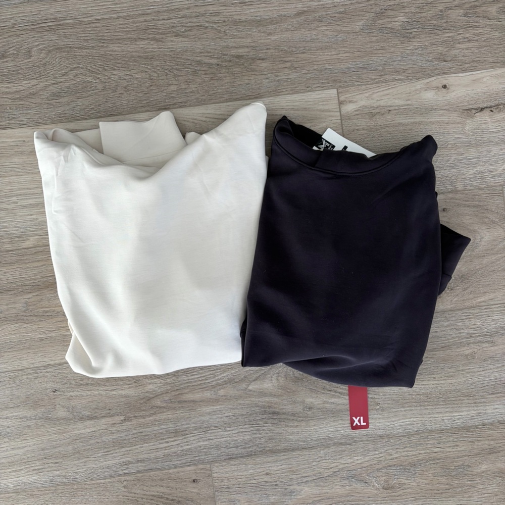 Men's Black and White Sweatshirts